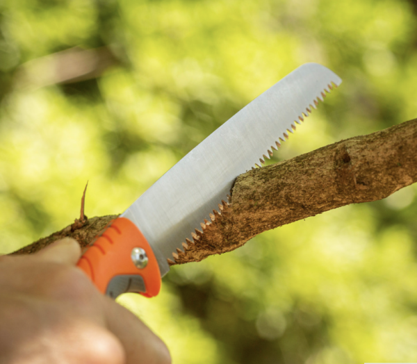 Smith’s Edgesport 6″ Folding Bone Saw